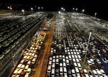El ‘cártel de los coches’ amenaza con una avalancha: hasta 20.000 casos en el Mercantil de Vigo