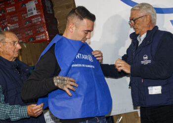 Iago Aspas, nuevo padrino del Banco de Alimentos de Vigo para la Gran Recogida