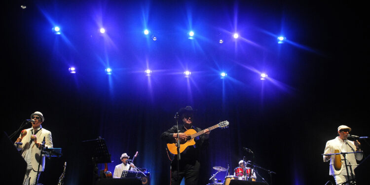 La voz de Cuba sonó en el Mar de Vigo