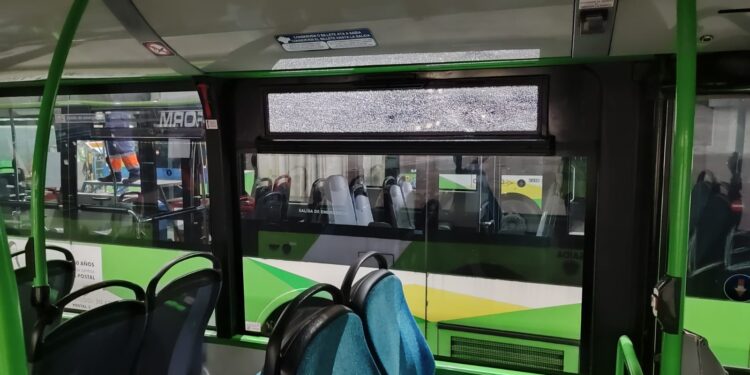 Todos contra todos en el conflicto de Vitrasa: el gobierno local carga contra empresa y trabajadores