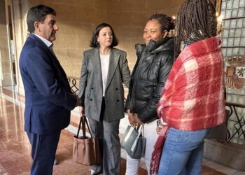 Blanco pedirá a «ministerios competentes» una placa en Terranova en homenaje a víctimas del ‘Pitanxo’