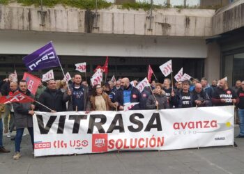 El comité de Vitrasa dice que solo circulan los servicios mínimos: “Queremos hechos, no palabras”