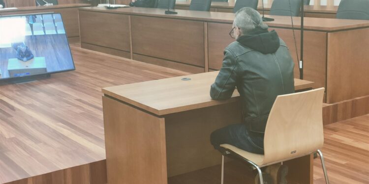 Acepta cuatro años de cárcel el acusado de apuñalar a un vecino de Vigo en la calle Aragón