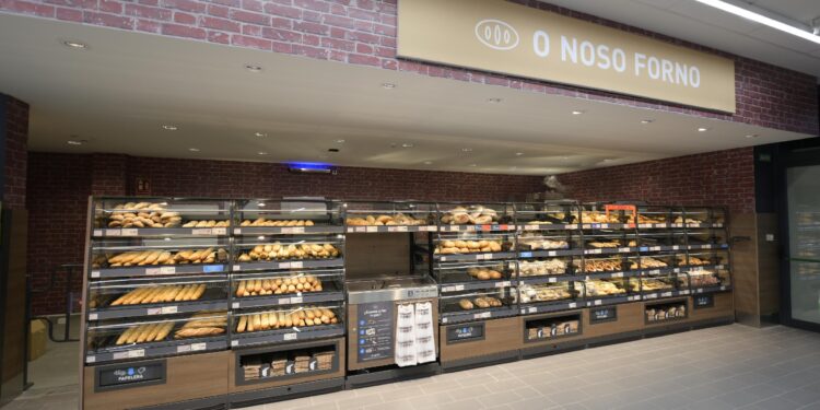 Aldi abre en Mos: la cadena de supermercados inaugura este mes su primera tienda en el área de Vigo