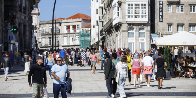 Alarma en los hoteles de Vigo y resto de la provincia por ciberataques en sus reservas de Booking