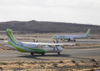 Binter lanza la oferta ‘Flight Friday’ para volar entre Vigo y Canarias desde 79 euros por trayecto