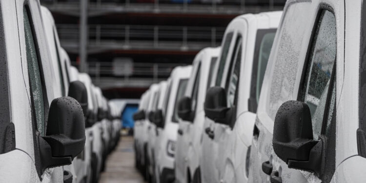 Stellantis Vigo anuncia la cancelación de dos turnos de esta semana en el sistema 2