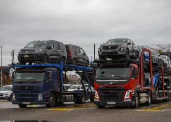 Sindicatos de Stellantis Vigo critican la propuesta de contratación realizada en el convenio colectivo