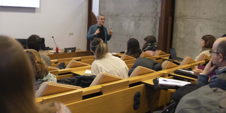 Un taller de la UVigo permitirá al personal investigador mejorar sus competencias en divulgación científica