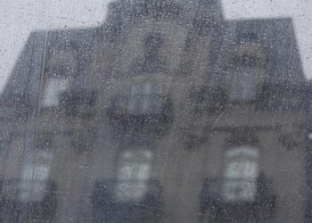 Vigo deja atrás 33 días seguidos lloviendo: el pronóstico meteorológico anuncia el ansiado descanso