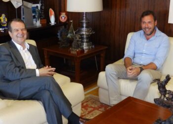 Caballero templa la polémica con Transportes: “El tren de alta velocidad va a continuar su marcha”