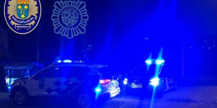 Detenido en Redondela por amenazar a varias personas con un arma de aire comprimido y un cuchillo