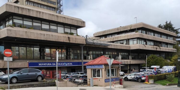 Detenido un hombre en Vigo por robar en un colegio varios móviles valorados en 2.300 euros