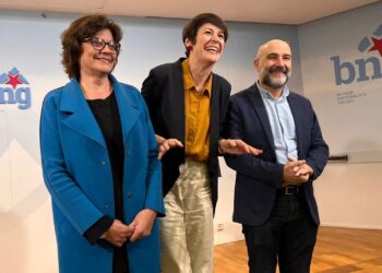 El acuerdo BNG-PSOE incluye un 75% de descuento en la AP-9, condonación de deuda y trenes de cercanías