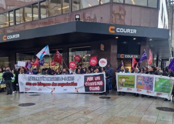 Profesionales de educación infantil se manifiestan en Vigo ante las “condiciones indecentes” del sector