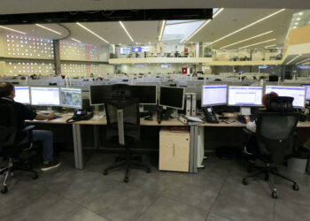 Explotan dos bombonas en el galpón de una vivienda en Vigo