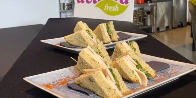 Lacón de pollo, queso semicurado y pimentón ahumado, ingredientes del ‘sándwich más bueno del mundo’