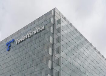 La plantilla de Telefónica en Galicia, casi 600 trabajadores, “expectante” ante el anuncio del ERE