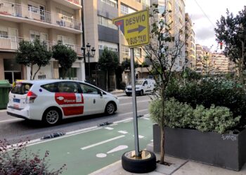 Las tarifas de taxi en Vigo subirán un 2,3% en 2024: la ‘bajada de bandera’ costará 4,10 euros