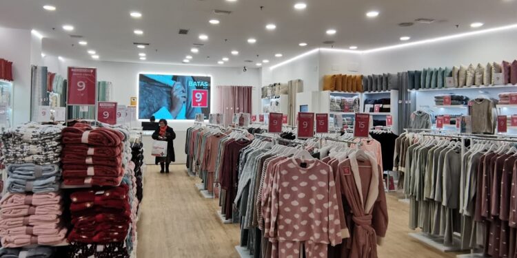 Tramas+ expande su presencia en el Centro Comercial Gran Vía de Vigo con la ampliación de su tienda