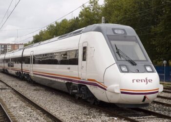Varias incidencias técnicas en los trenes que unen Vigo y A Coruña provocan retrasos este lunes
