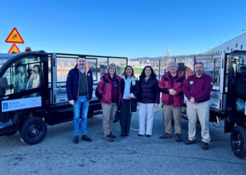 La Xunta invierte más de 115.000 euros en dos vehículos eléctricos para realizar labores de conservación en Cíes y Ons