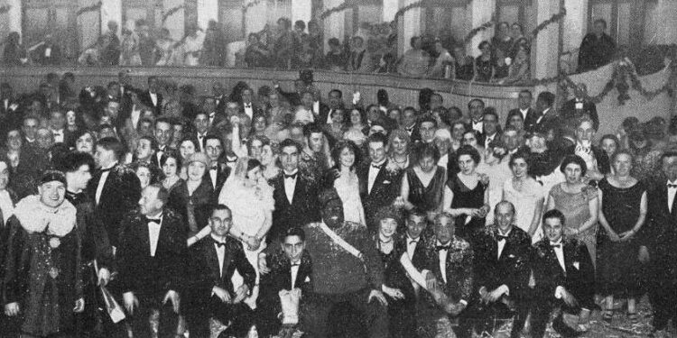 Fiesta de Fin de Año de un siglo atrás