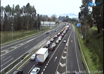 El atasco cambia de dirección: retenciones kilométricas para entrar en Valença