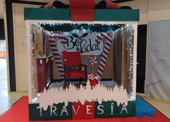 Papá Noel ya está en Travesía; los Reyes Magos, en camino: buzón de deseos mágicos y gran photocall