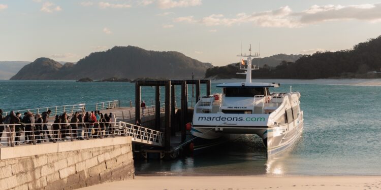 Las Cíes ya recibieron mil visitantes en diciembre y esperan viajes casi a diario en las vacaciones de Navidad