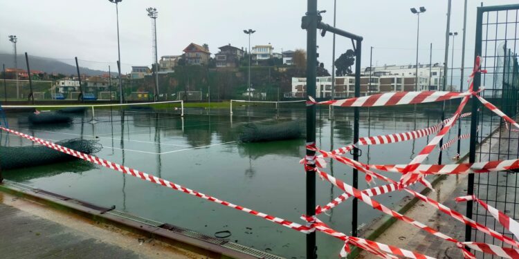 O BNG de Vigo alerta do estado “desastroso” das pistas municipais de tenis de Samil