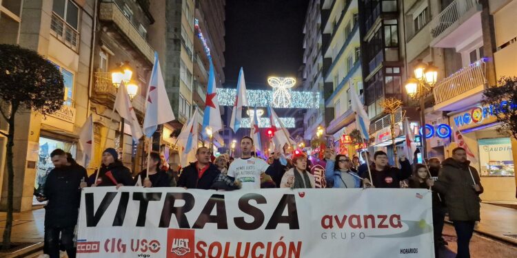 Trabajadores de Vitrasa vuelven a salir a la calle para solicitar a la empresa y al gobierno local una solución