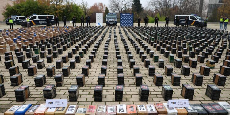 Las 11 toneladas de cocaína en Vigo y Valencia confirman el auge de redes albanesas en Colombia y Ecuador