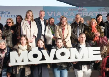 Rueda pone en valor la gratuidad del bus para los mayores, pionera en España: «Lo merecen y es cuestión de justicia»