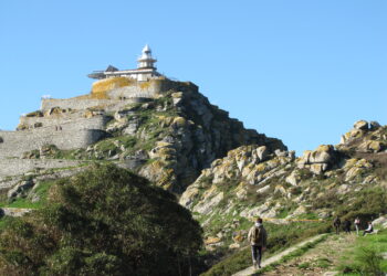 Las islas Cíes ofrecen una excursión guiada, con brindis a bordo, en las horas previas a Nochebuena