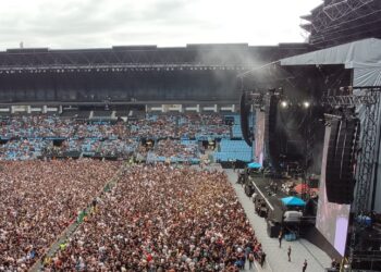 El PSdeG ve “falta de transparencia” en el patrocinio de Muse y la Xunta evoca la demanda por Guns N’ Roses