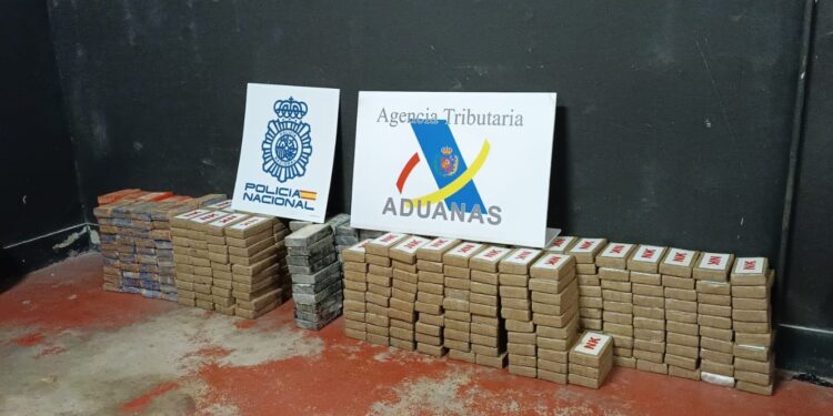 Intervenidos en el puerto de Vigo 500 kilos de cocaína oculta en el interior de un contenedor