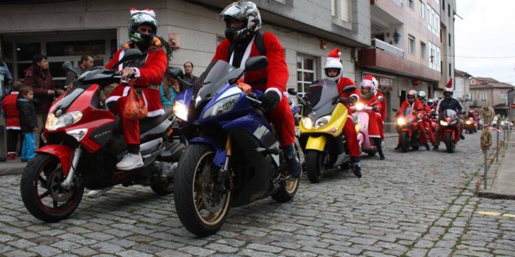 Cuenta atrás para el regreso de la Papanoelada Motera del Val Miñor, que terminará con una chocolatada