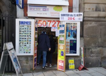 Otro quinto premio de la Lotería de Navidad para Vigo: en el centro, de nuevo en Camelias y en Alcabre