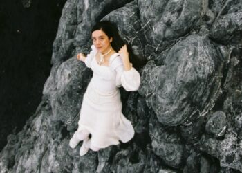 Valeria Castro, cantautora revelación de la música española, actuará en Vigo la próxima primavera