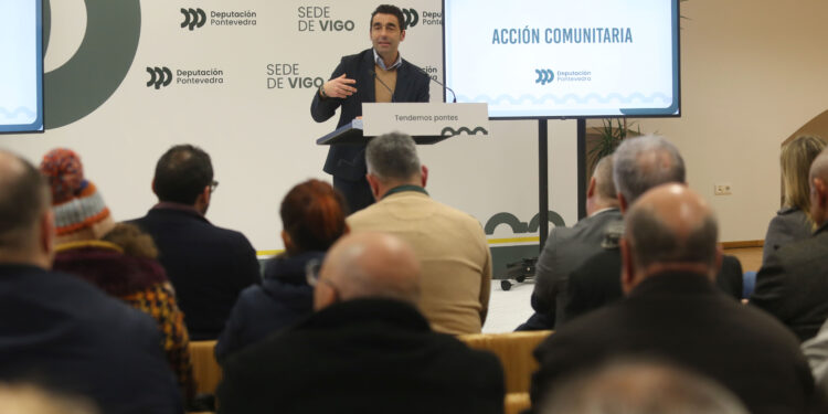Luis López presenta o Plan Provincia Comunitaria, con axudas de ata 10.000 euros ás asociacións