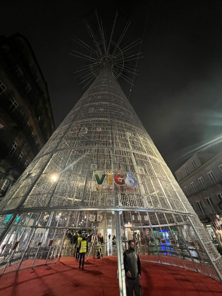 Se acaba la Navidad de Vigo... continúan las quejas de los trabajadores de Vitrasa
