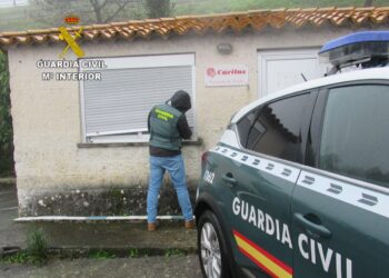 Detenido un vecino de Sanxenxo tras robar en la oficina de Cáritas de Noalla