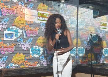 «El humor pone a las personas en predisposición de escuchar ideas que de otra manera no oirían»