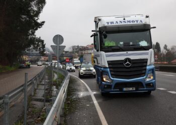 Investigan el grave atropello a un peatón en la autovía A-55 en Mos