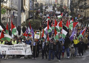 Cientos de personas claman en Vigo contra «el genocidio» en Palestina