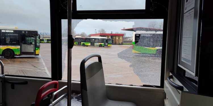 Crece la tensión entre trabajadores y Vitrasa a 24 horas del quinto encuentro para intentar llegar a un acuerdo