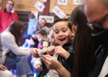 Descubre el asombroso «LED» del Mago Antón en Vigo: «Es totalmente diferente y nuevo»