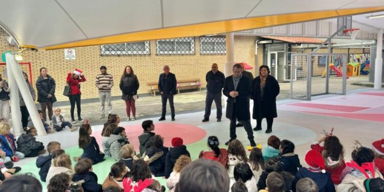 Luz verde a 4.000 solicitudes de ayudas municipales para los libros