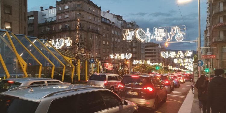 Los vigueses perdieron 34 horas al volante en los atascos